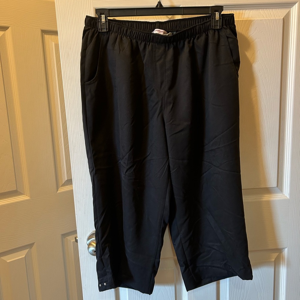Allison Daley 16W Black Casual Capris Pants w/Metal Embellishment at the Hem